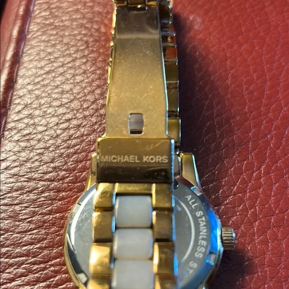 Michael Kors Gold and Cream Bracelet Watch - Picture 4 of 6